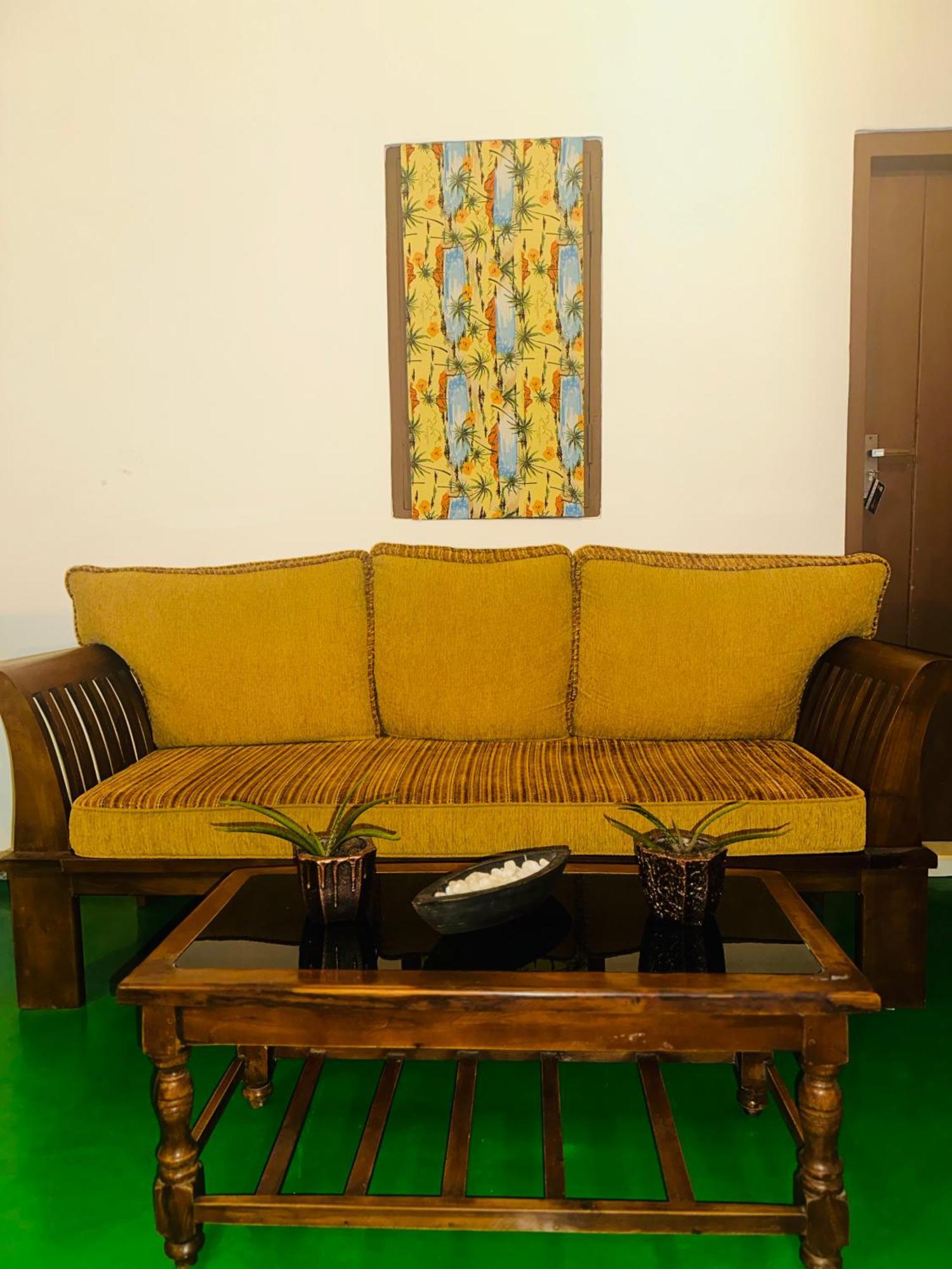 Jaya Villa - Near Airport Негомбо Екстериор снимка