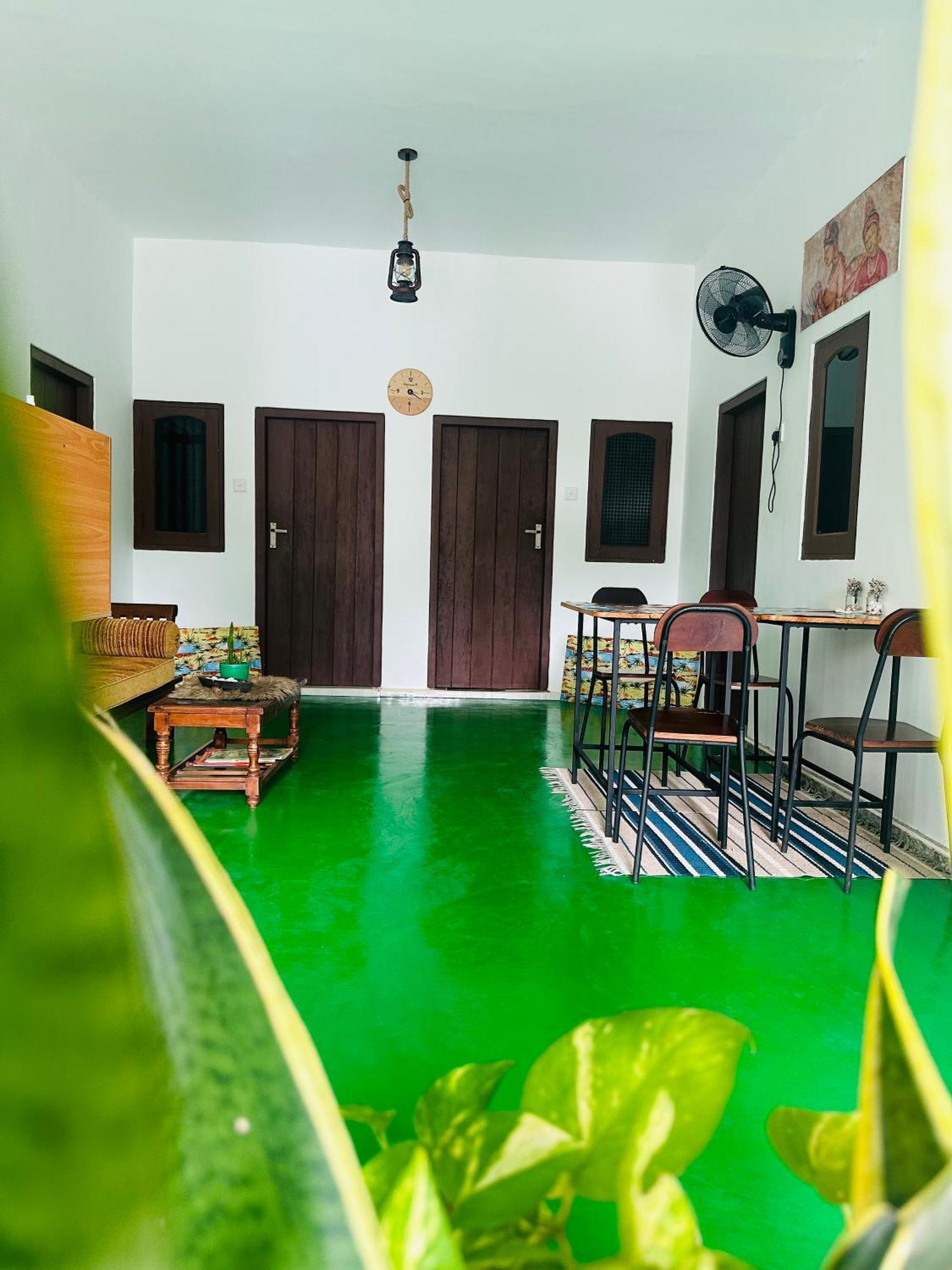 Jaya Villa - Near Airport Негомбо Екстериор снимка