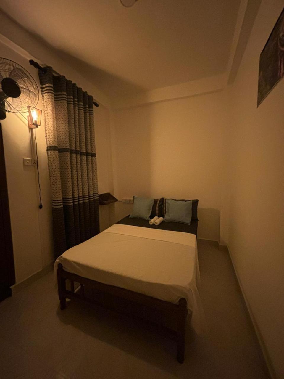 Jaya Villa - Near Airport Негомбо Екстериор снимка