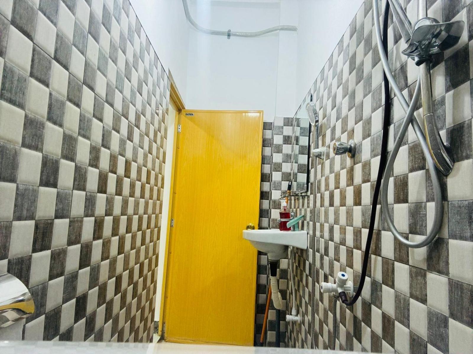 Jaya Villa - Near Airport Негомбо Екстериор снимка
