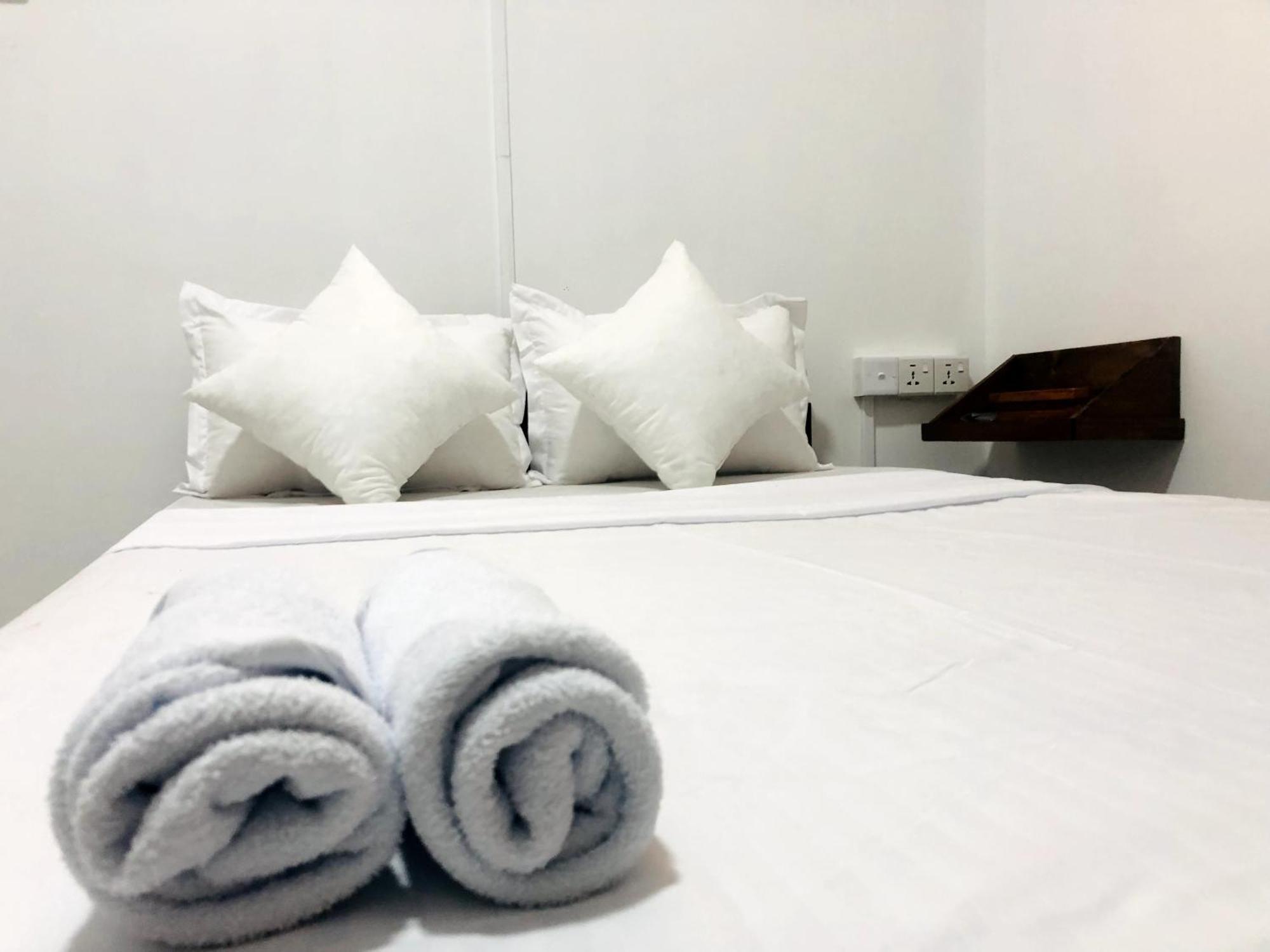 Jaya Villa - Near Airport Негомбо Екстериор снимка