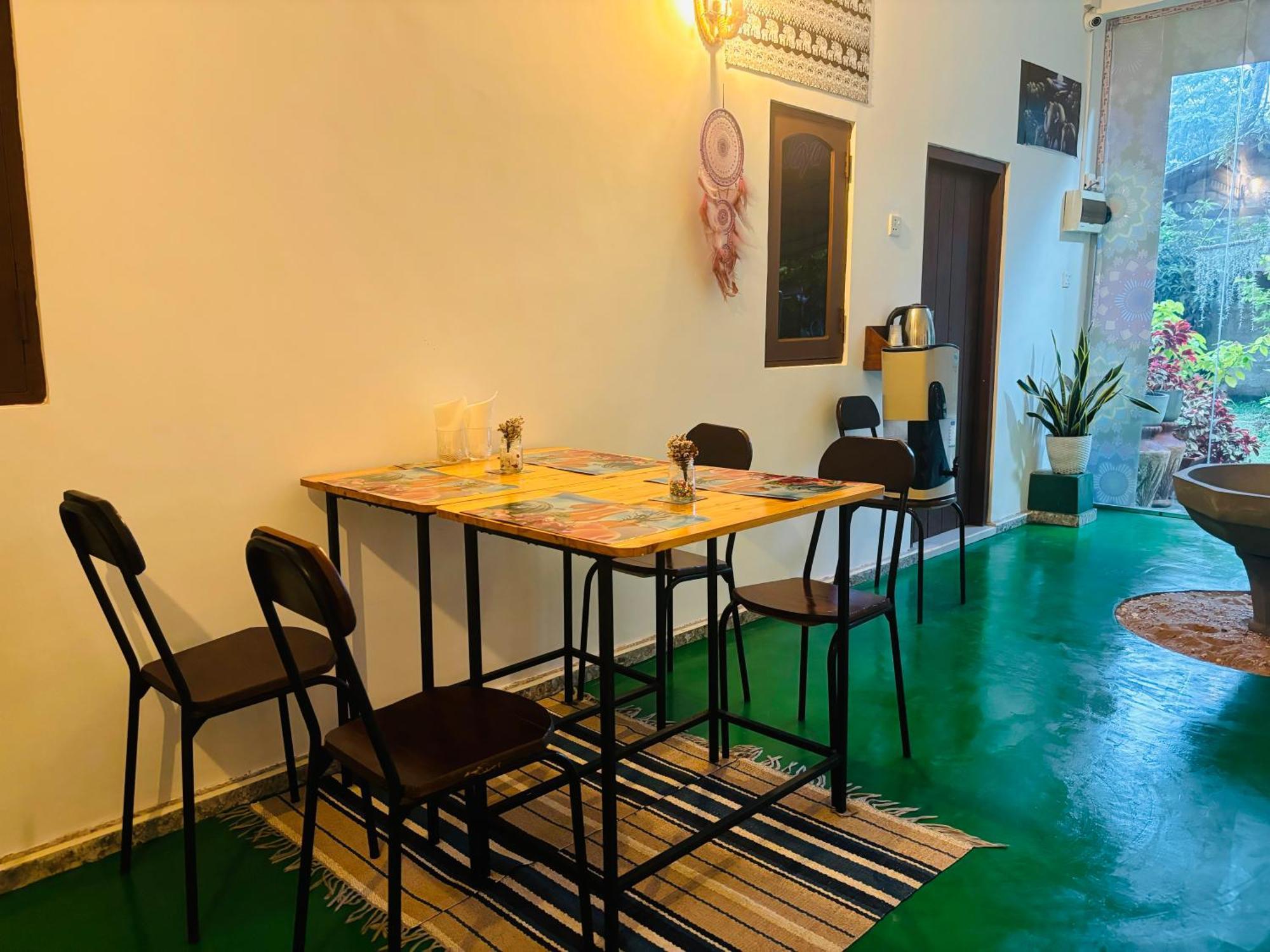 Jaya Villa - Near Airport Негомбо Екстериор снимка
